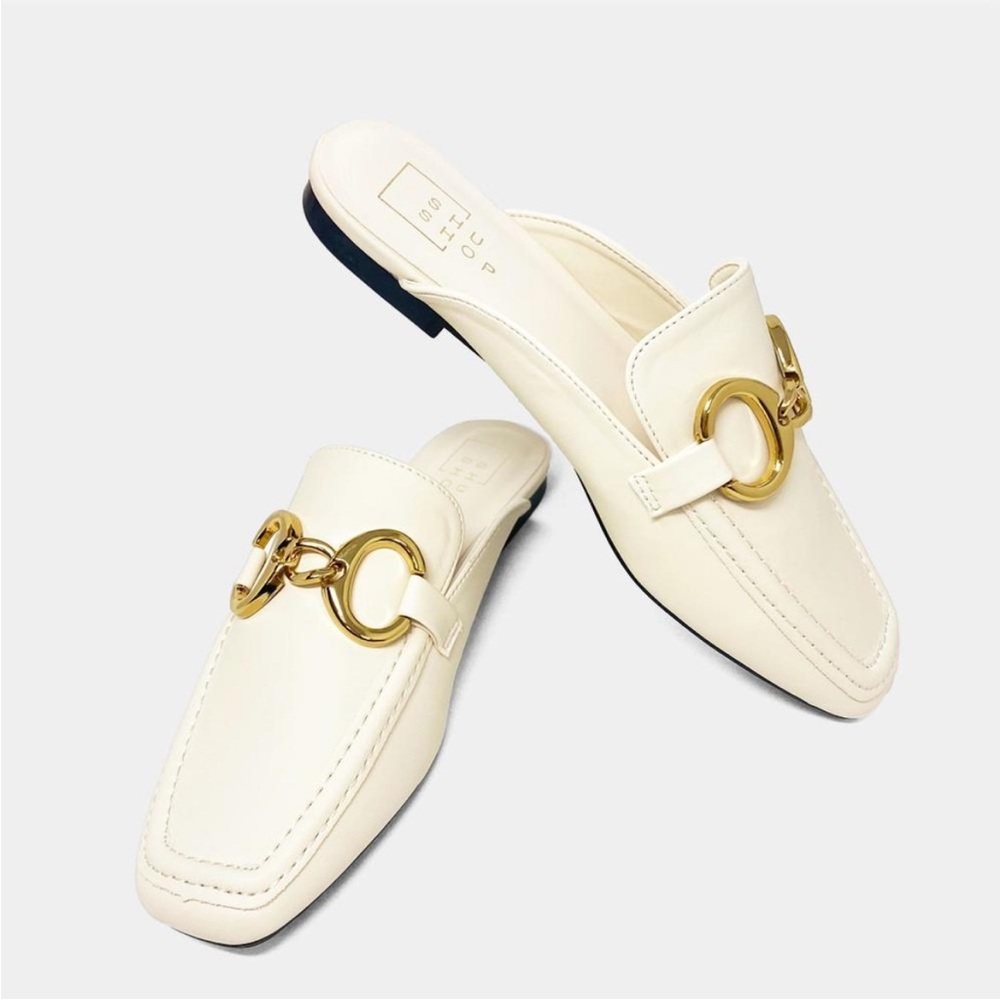 SHU SHOP cream andromeda slip on loafers in off white Sz 7.5